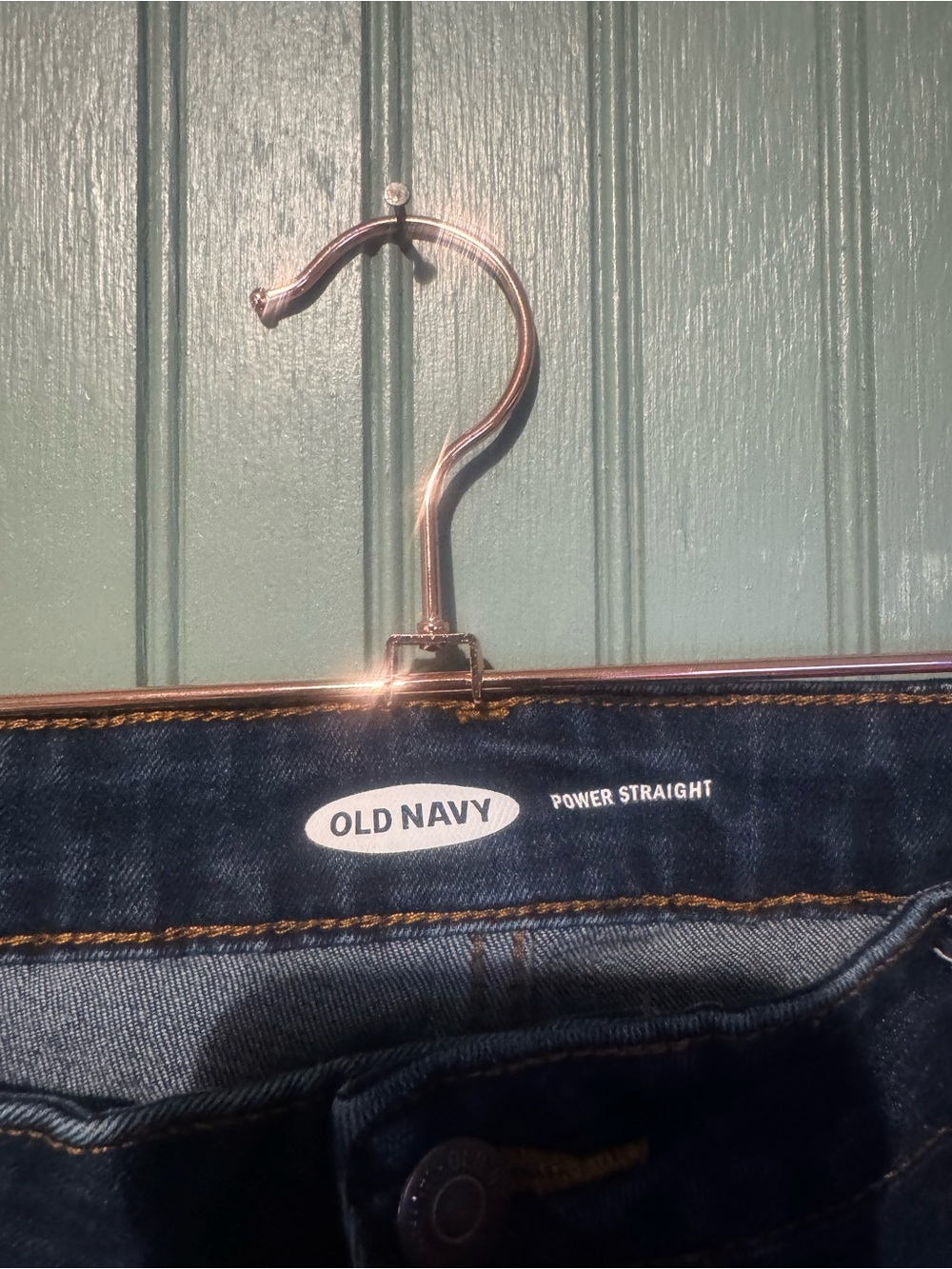 Old Navy Indigo Straight-Leg Women’s Jeans - Picture 2 of 4
